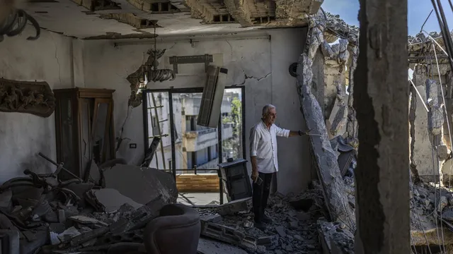 Airstrike kills family in Nabatiyeh, raising war crime concerns