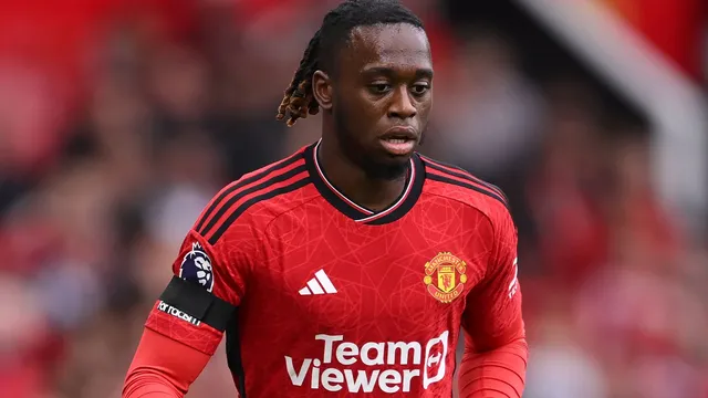 West Ham Engages in Transfer Talks for Wan-Bissaka