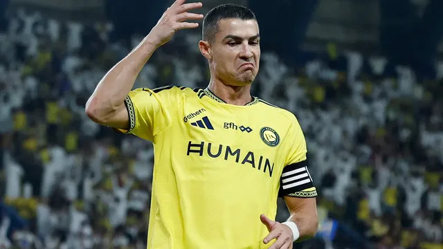 Cristiano Ronaldo scores in Al-Nassr's 3-0 victory after international break