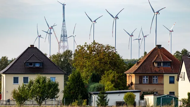 World's tallest wind turbine reaches final height in Germany