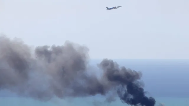 Lebanon keeps airport open amidst rampant airstrikes from Israel