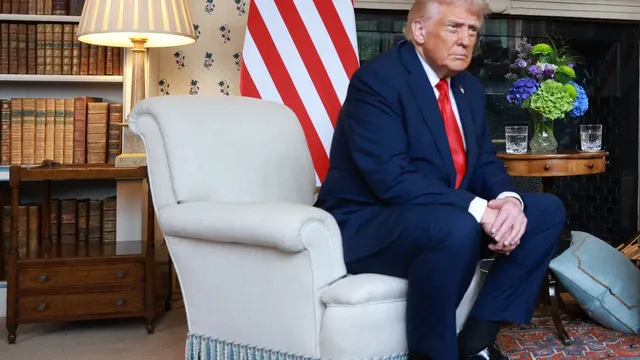 Julia Musto shares her experience with chronic venous insufficiency like Trump