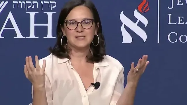 Bari Weiss halts critical 60 Minutes segment on Trump deportations to Salvadoran prison