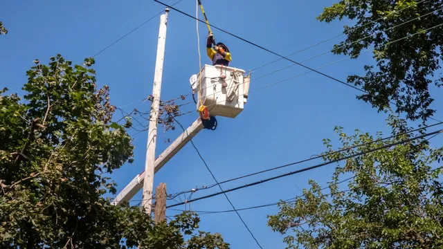 Over 20,000 residents in Gary, Indiana, still lack power after storm
