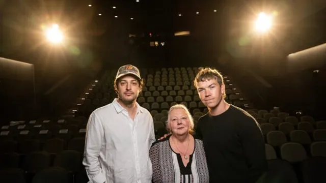 Will Poulter promotes addiction recovery film across Ohio