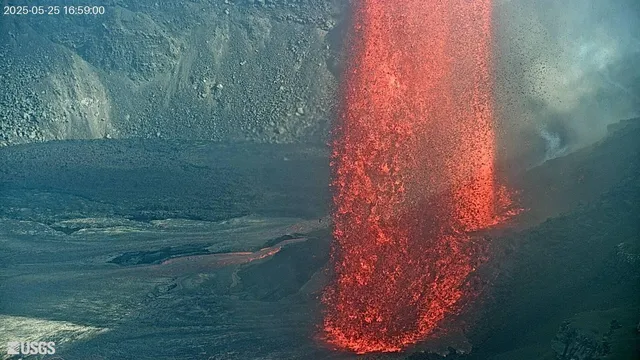Kilauea volcano erupts spectacularly, launching lava 1,000 feet high