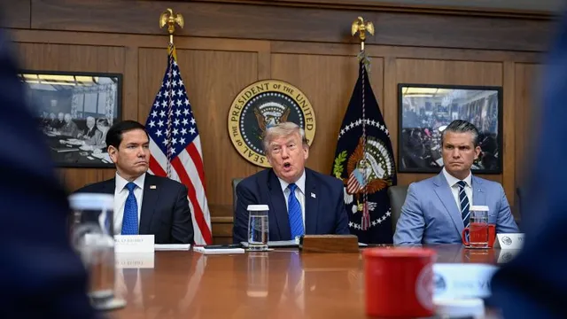 Trump vows to jail leakers over missile shortage claims