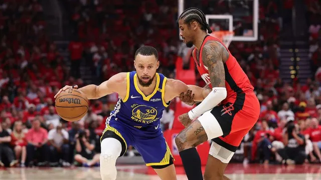 Stephen Curry leads Warriors to Game 1 victory over Rockets