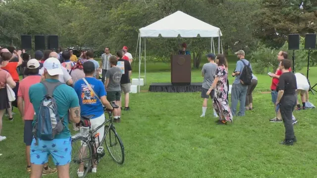 Chicago tenants rally for first major renters' rights update in 40 years