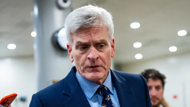 GOP senator flips to support resolution to end U.S. involvement in Iran war