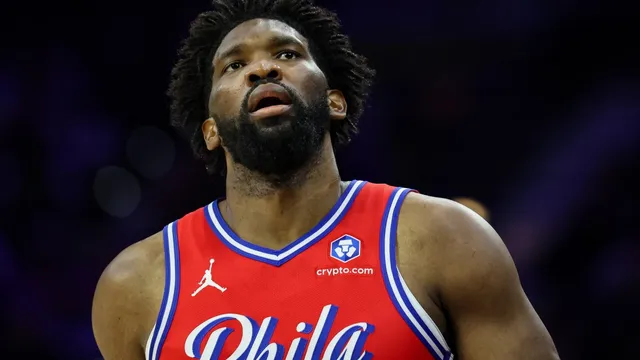 LeBron James questions Joel Embiid's durability before joining 76ers