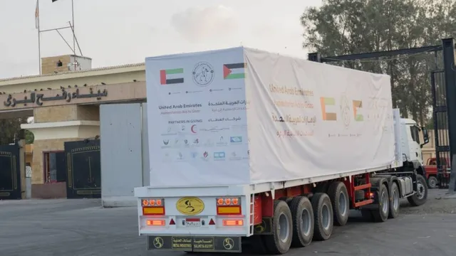 United Arab Emirates sends 458 tons of humanitarian aid to Gaza in three convoys