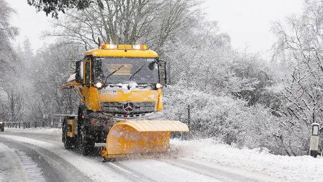 UK faces sudden temperature drop and possible snow after warmest day of the year
