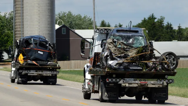 Five siblings die in tragic Ontario car crash