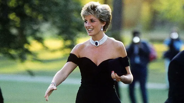 Princess Diana's iconic 'revenge dress' to be auctioned in December