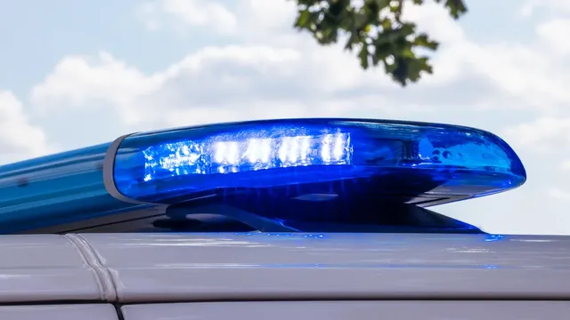 Good Samaritan shot in leg while helping robbery victim in Alameda parking lot