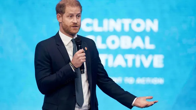 Harry calls for urgent action on online harm at Clinton summit