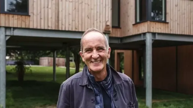 Kevin McCloud critiques new home trends on Grand Designs
