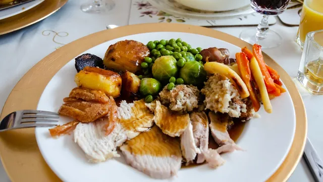 Greggs introduces Christmas cards with a free sausage roll