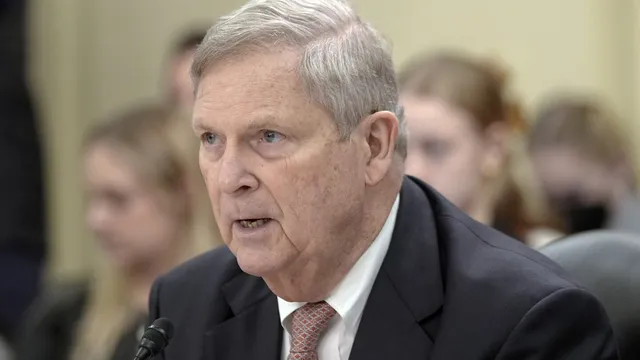 Senators urge USDA to improve food distribution to Native American tribes