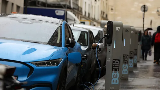 Iran war accelerates electric vehicle adoption and impacts oil demand