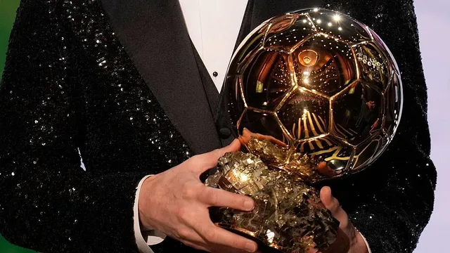 Former Germany defender Markus Babbel criticizes Ballon d'Or as a 'clown competition'