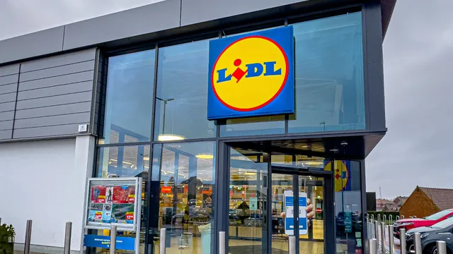 Lidl attracts record-breaking 51 million shoppers during Christmas 2025