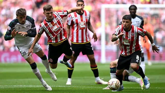 Sunderland triumphs in dramatic playoff final to return to Premier League