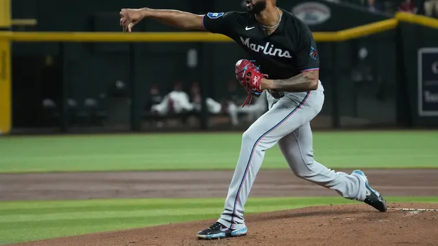 Miami Marlins beat Arizona Diamondbacks 4-3 as Sandy Alcantara records first career save