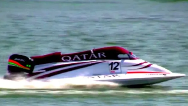 Activists warn against ecological disaster at Kyrgyz lake due to powerboat races
