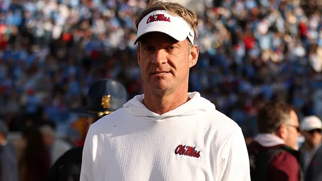 Lane Kiffin leaves Ole Miss for LSU amid playoff contention