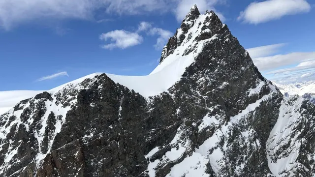 Five skiers perish on Swiss glacier after ski mountaineering tour