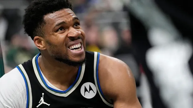 Giannis Antetokounmpo refuses to sit out despite Bucks' plans