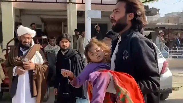 Two dead, including child, in Pakistan motorcycle bomb blast