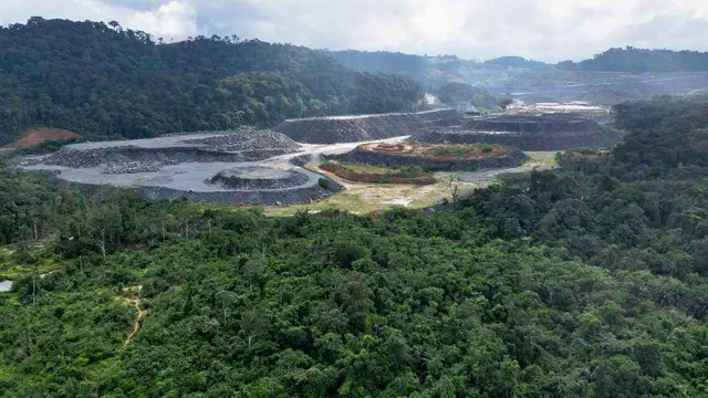 Bea Mountain spills toxic chemicals in Liberia's waterways