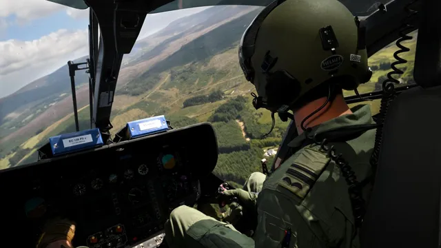 Scenic flight with Irish Air Corps pilots in training