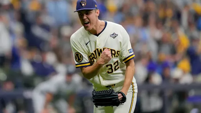 Milwaukee Brewers defeat Tampa Bay Rays 3-2 in Game 1 of World Series