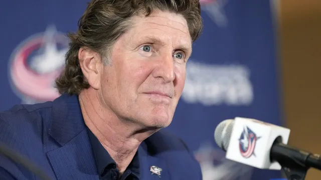 NHL clears Mike Babcock for coaching return after investigation