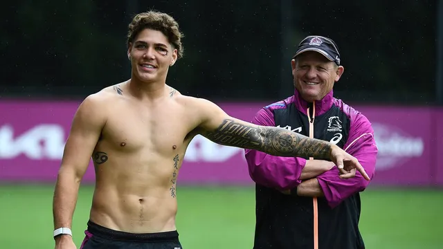 Brisbane coach bans shirtless training for players