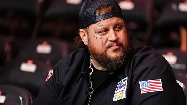 Bunnie Xo defends Jelly Roll after controversial UFC video