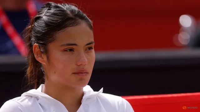 Andre Agassi advises Emma Raducanu to focus on daily improvement, not results, during injury recovery