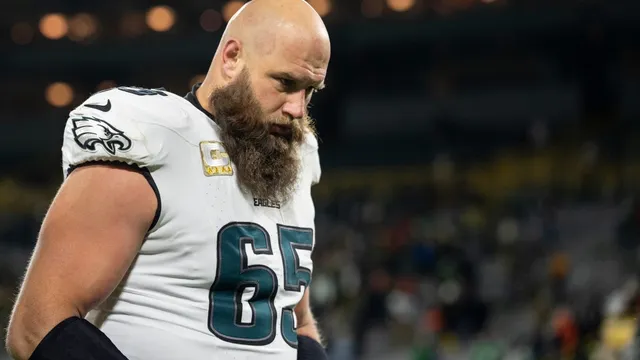 Lane Johnson suffers significant foot injury and faces lengthy recovery