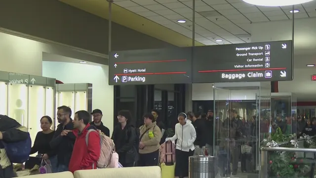 Long security lines frustrate travelers at Pittsburgh International Airport