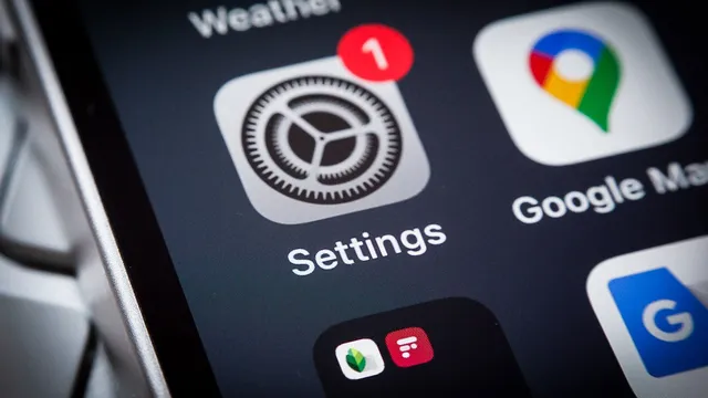Control app background activity to save battery and data