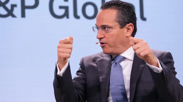 Shell doubles down on oil and gas with $14 billion ARC Resources acquisition