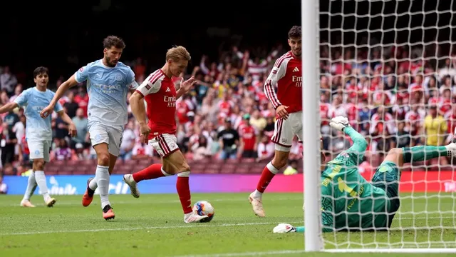 Arsenal thrash Manchester City 3-0 to win Community Shield in Cardiff