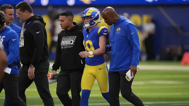 Los Angeles Rams kicker Blake Grupe injures knee in first game with team