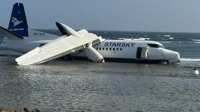 Passenger aircraft safely evacuated after emergency landing in Somalia