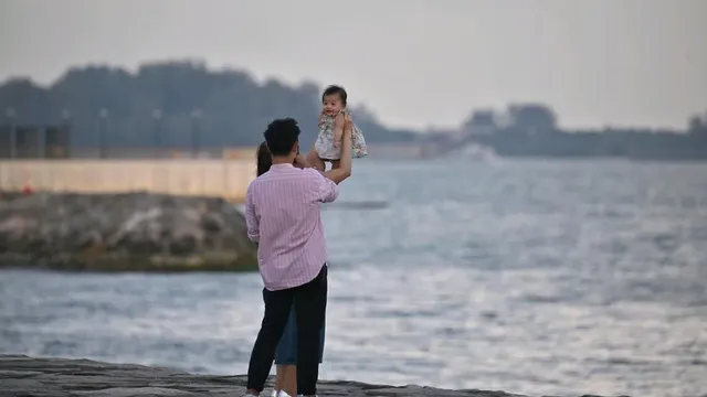 Singapore faces declining birth rates amid rising costs of child-rearing