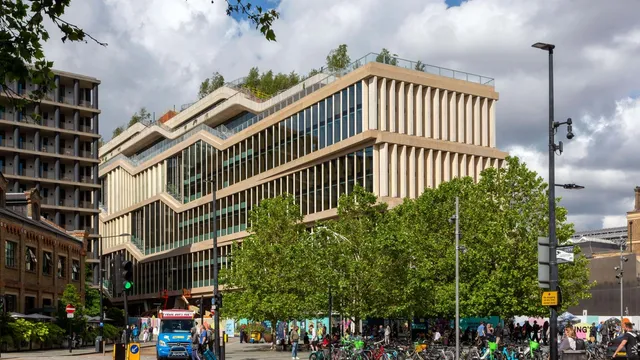 Google begins move into Platform 37 headquarters this summer